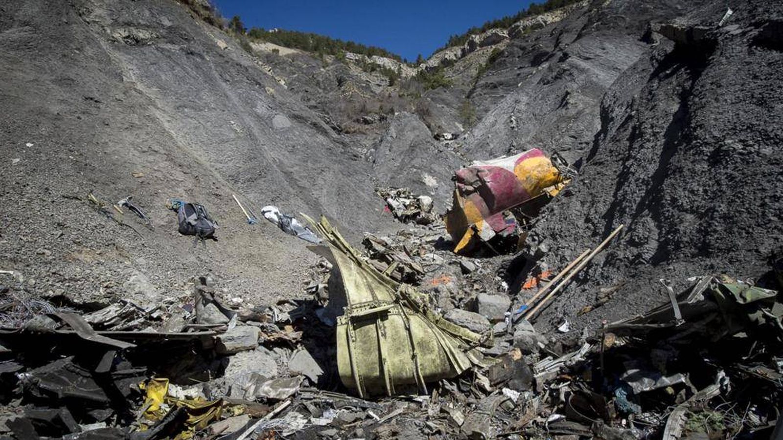 Foto: Los restos del Airbus de Germanwings que se estrelló contra los Alpes franceses. (Reuters)