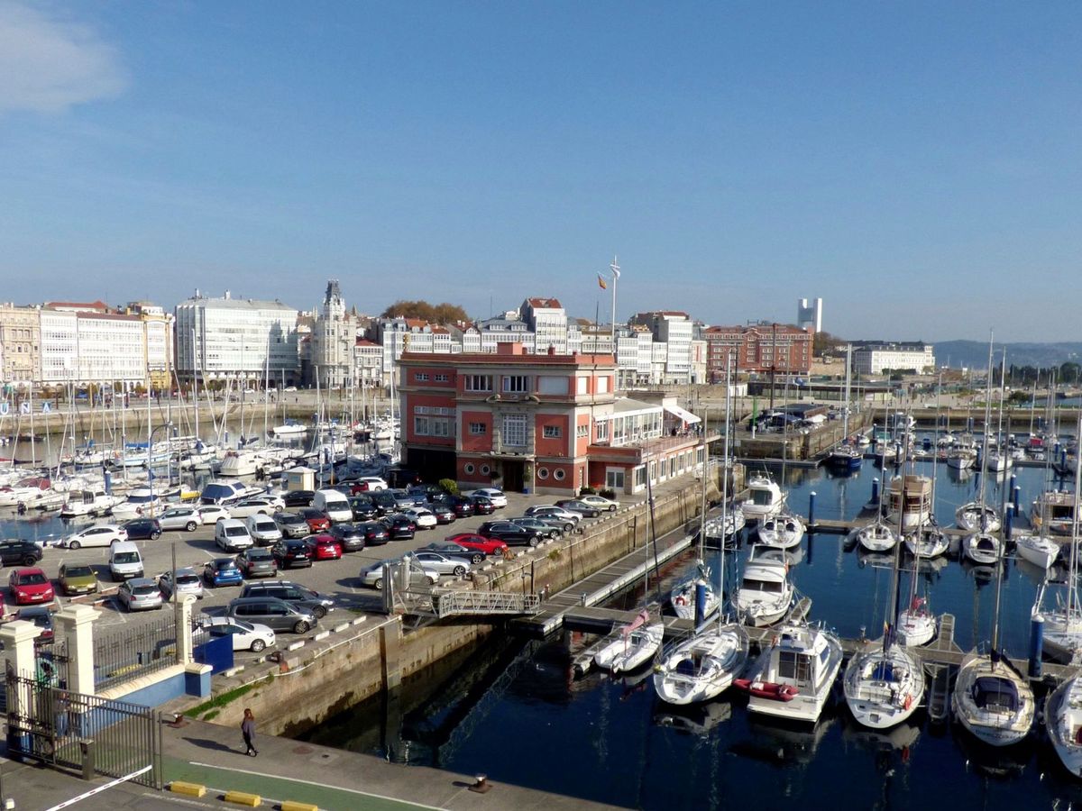 Foto: Foto de archivo del puerto deportivo de A Coruña. (EFE)