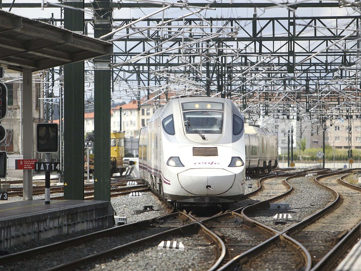 Foto: La mujer se dio cuenta del error cuando el tren llegó a Palencia (EFE/Xoan Rey)