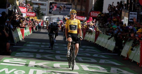 Foto: Geraint Thomas logró la victoria en Alpe d'Huez una de las cimas más míticas del ciclismo mundial. (Reuters)