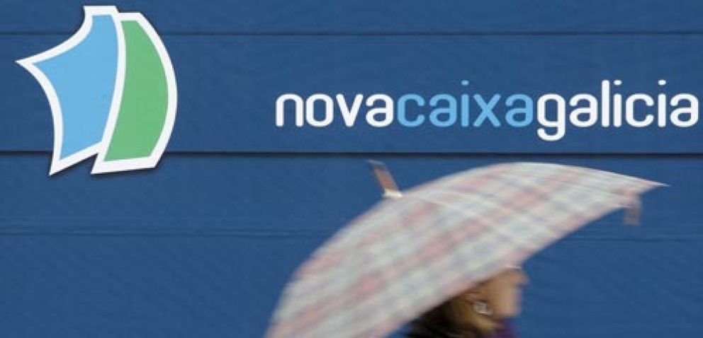 Foto: Gayoso blindó a 18 directivos de Caixanova un mes antes de la fusión