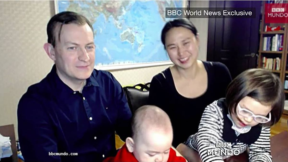 Habla el protagonista que fue interrumpido por sus hijos en directo en la BBC