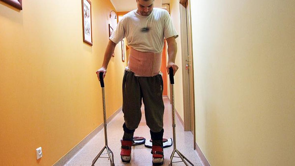 Una cura para la parálisis: un trasplante logra que un hombre vuelva a caminar