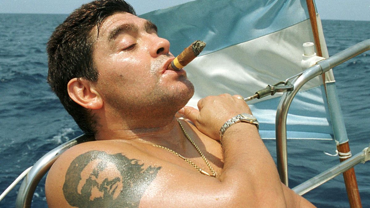 Muere Diego Armando Maradona a los 60 años por un paro cardiaco