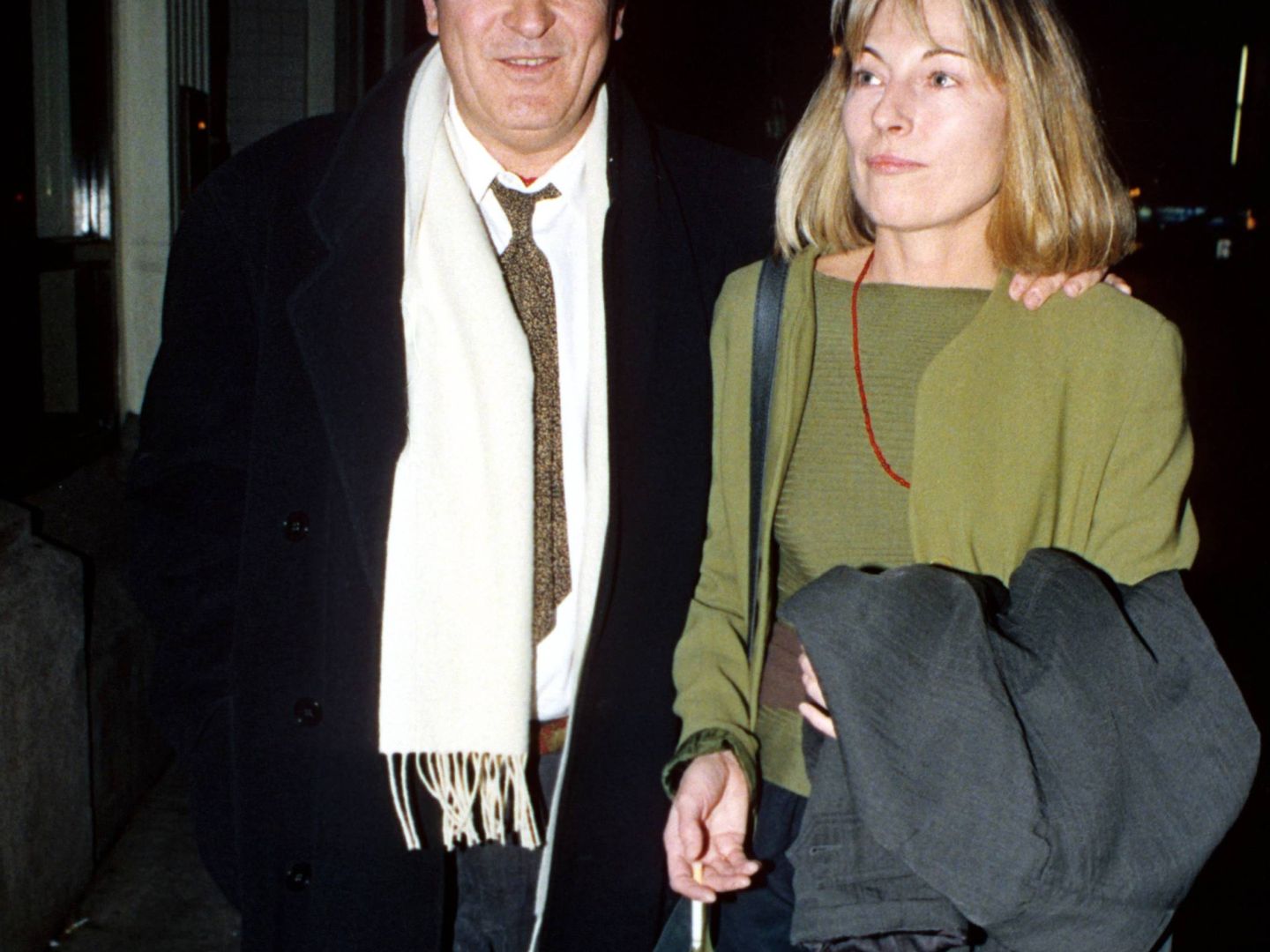 Bertolucci junto a su esposa. (Cordon Press)