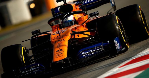Foto: Carlos Sainz en acción con su McLaren. (EFE)