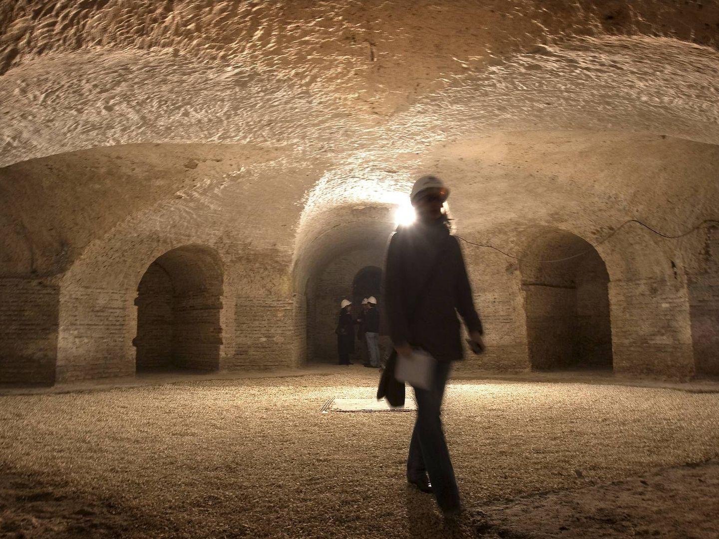 El túnel secreto de Sevilla que pocos conocen: un pasadizo conecta bajo ...