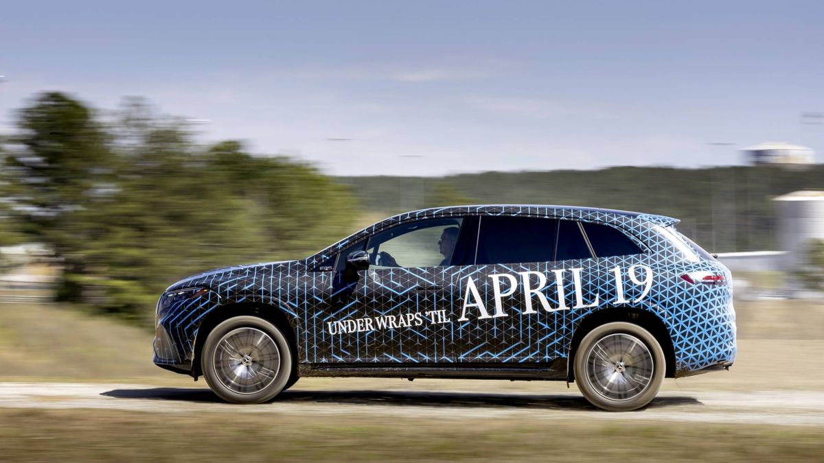Mercedes-Benz no presenta el EQS SUV hasta el 19 de abril, pero ya sabemos cómo es