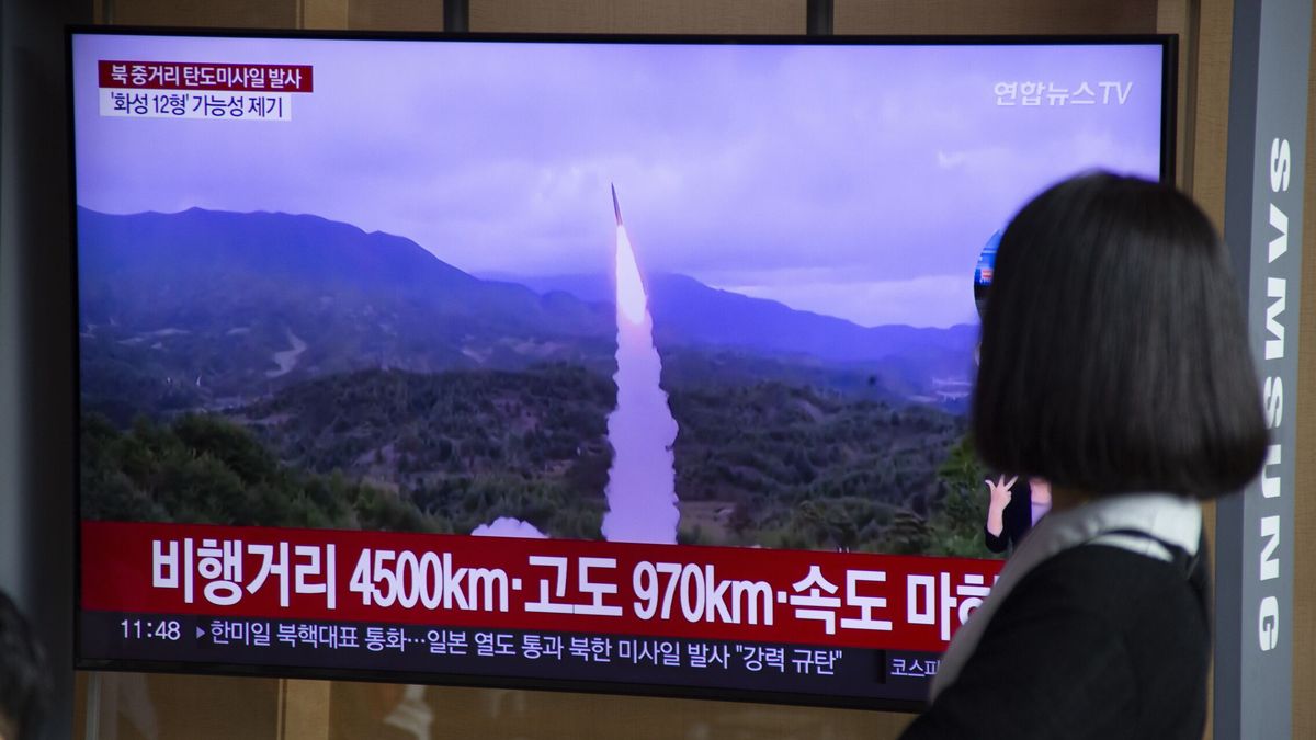 Corea del Norte dispara dos misiles de corto alcance al mar de Japón