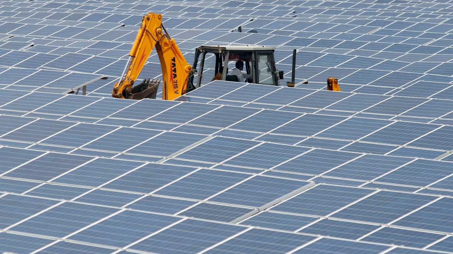 Para ser 100% sostenibles, debemos contar con una buena capacidad de almacenamiento de energía. (Reuters)
