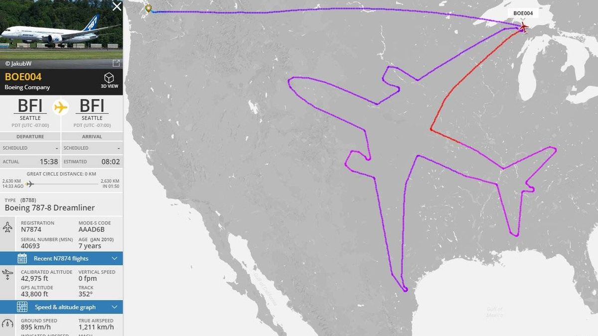 Esta ruta es real: un Boeing 787 dibuja en vuelo un enorme avión sobre EEUU