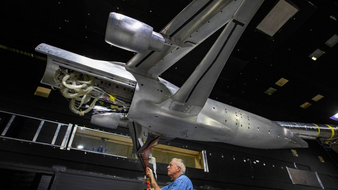 Foto: El último diseño del ala en pruebas en el Langley Research Center (NASA)