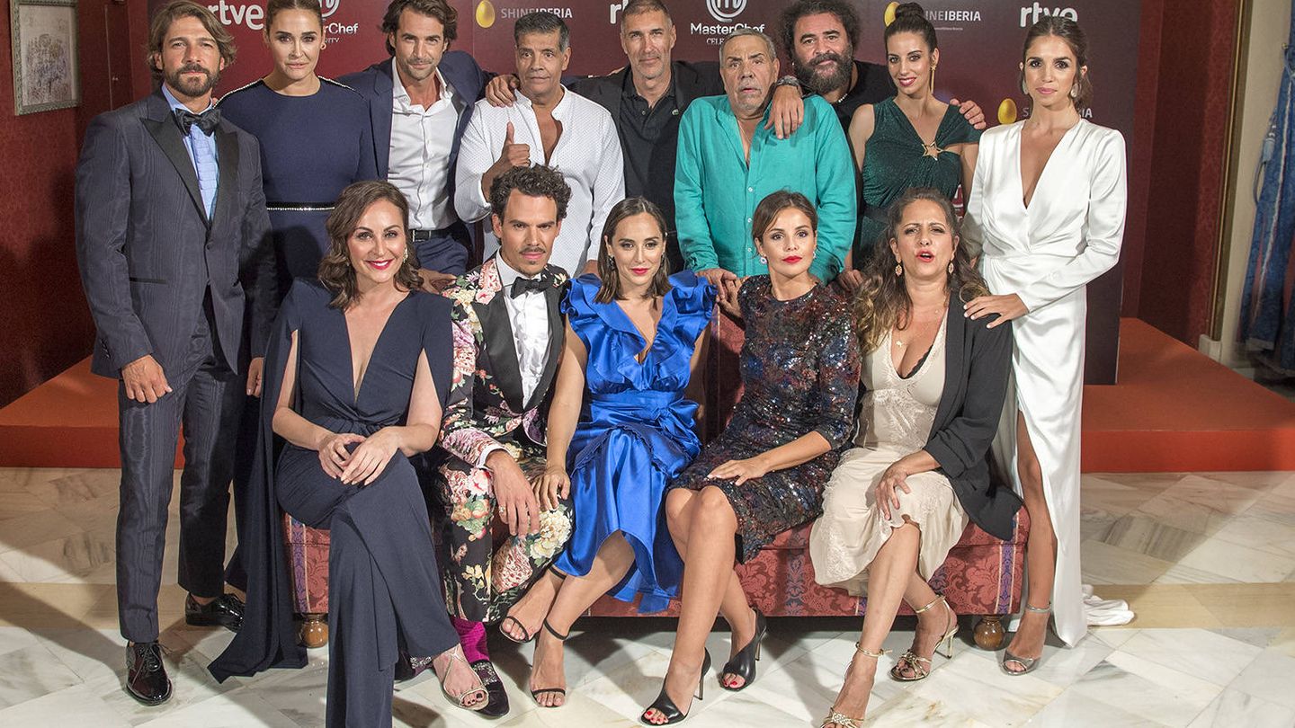 Los concursantes de 'MasterChef celebrity 4', excepto Ana Obregón. (TVE)