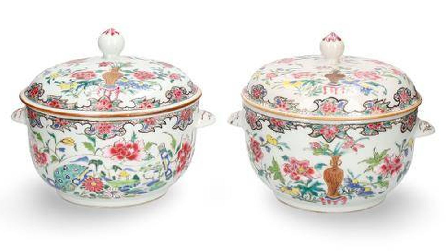 Pareja de soperas de porcelana china del siglo XVIII de Antigüedades Aldaba.