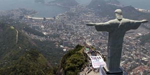 Brasil niega que endurecer los requisitos para los turistas españoles sea una "venganza"