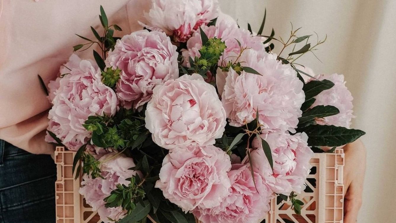 Vuelven los ramos de flores con peonías: los más impresionantes de Instagram