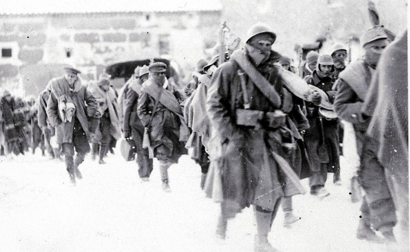 Soldados durante las nevadas de Teruel