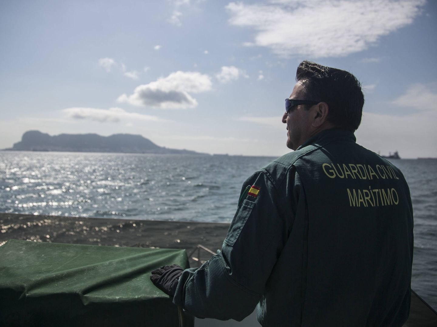 Cubierta del barco del Servicio Marítimo de la Guardia Civil. (Fernando Ruso)