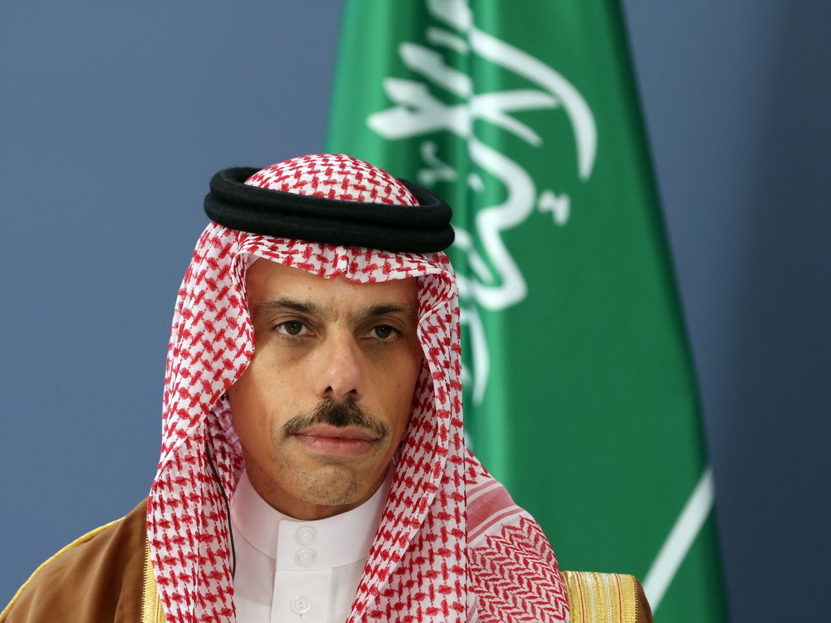 Foto: El Ministro de Relaciones Internacionales de Arabia Saudí, el príncipe  Faisal bin Farhan Al-Saud. (EFE/Andrej Cukic) 