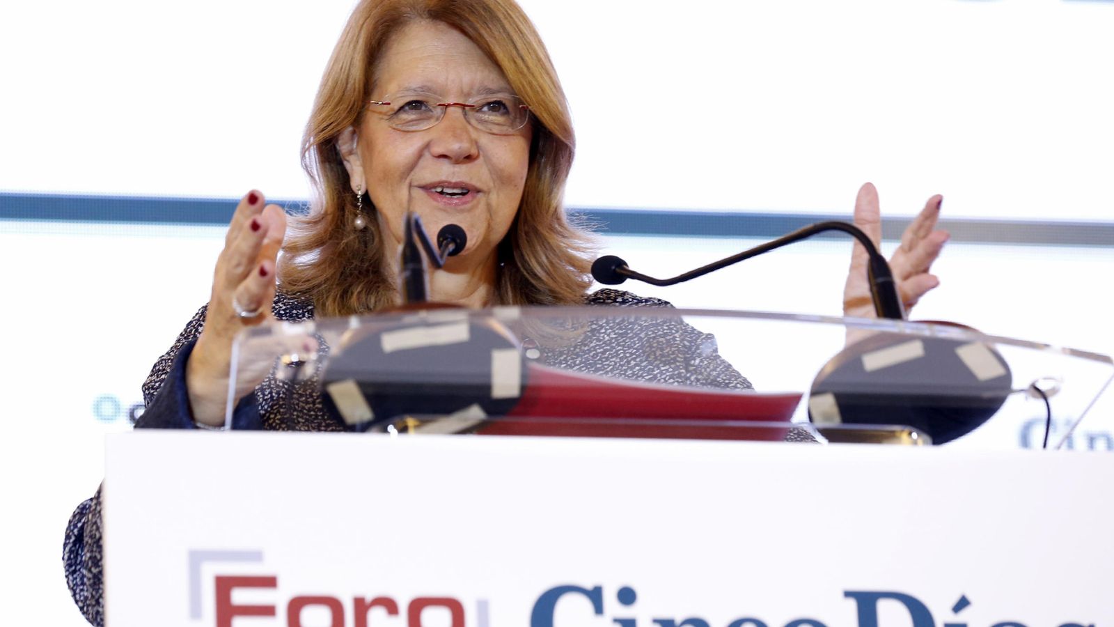 Foto: Elvira Rodríguez, presidenta de la CNMV, en un desatuno informativo en noviembre (Efe).