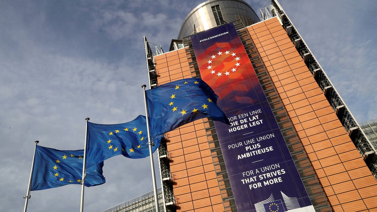 Bruselas analiza ya el plan de Moncloa contra la desinformación