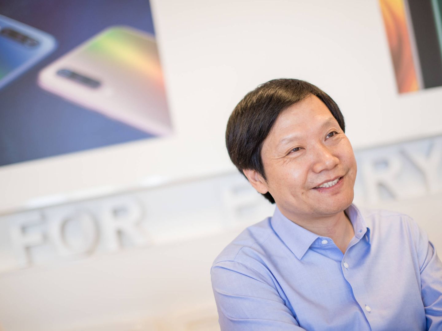 El CEO de Xiaomi condena a los móviles pequeños
