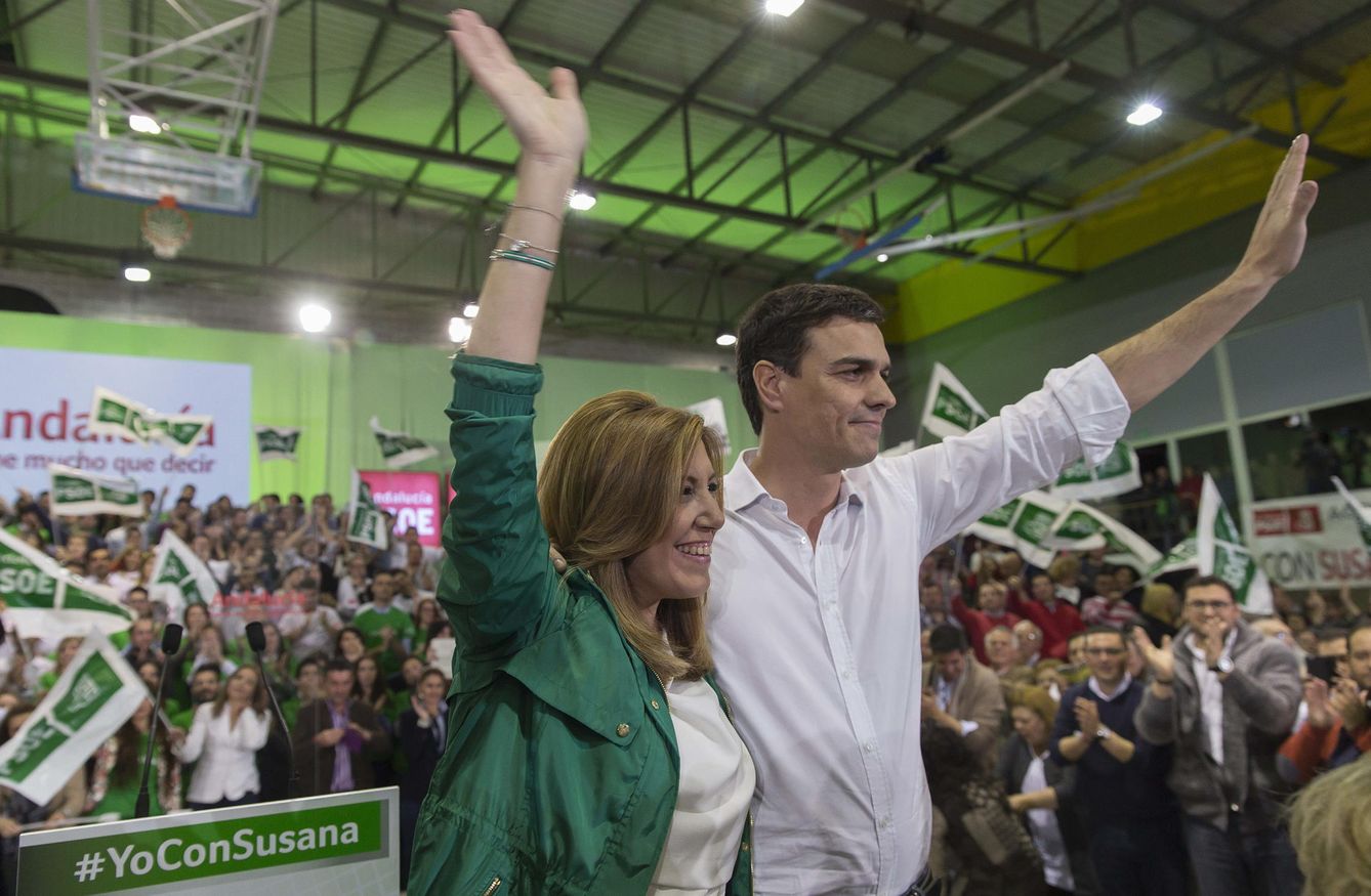 Susana Díaz y Pedro Sánchez, en el mitin de cierre de la campaña andaluza. (Efe)