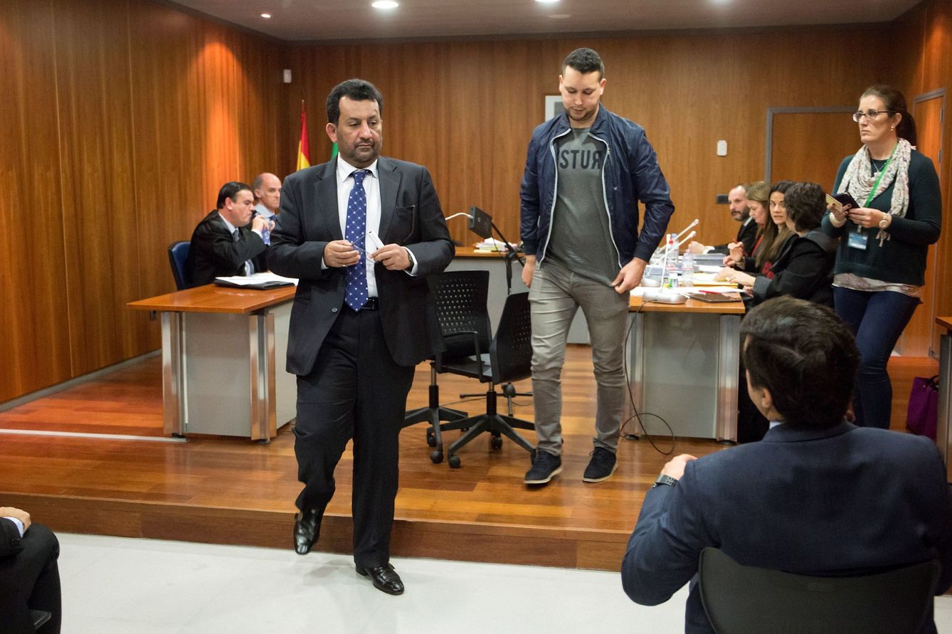 Al-Thani, máximo accionista del Málaga, durante el juicio del 'caso BlueBay'. (EC)