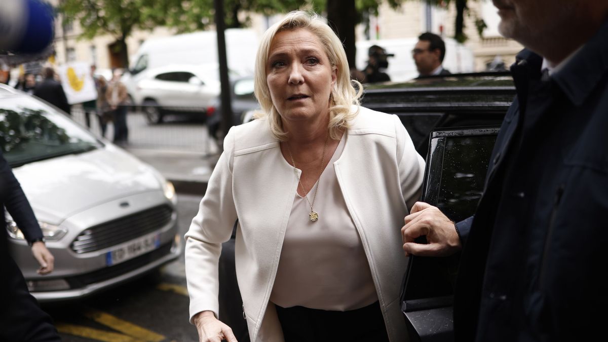 Le Pen evita hablar de "genocidio" en Ucrania y pero sí describe "crímenes de guerra" rusos