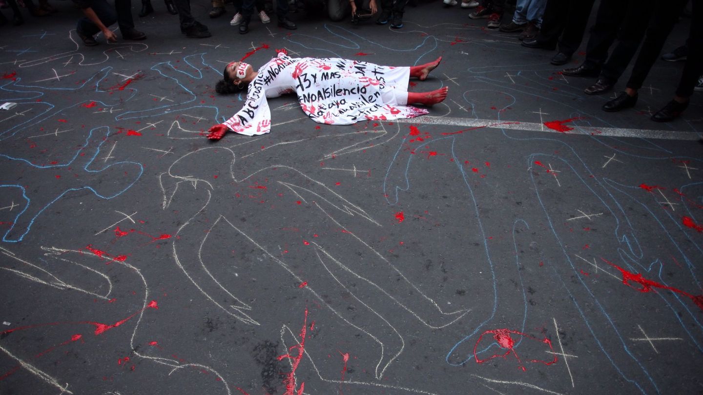 Protestas contra el asesinato del periodista mexicano Javier Valdez. (EFE)