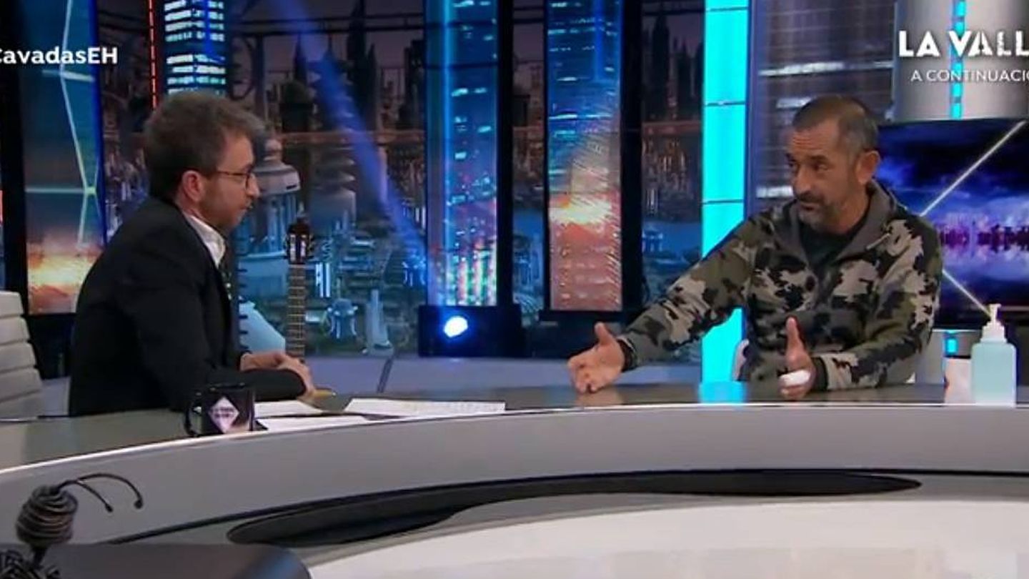 Pablo Motos con Pedro Cavadas. (Atresmedia Televisión)
