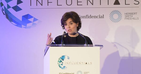 Foto: La vicepresidenta Soraya Sáenz de Santamaría preside y clausura los Premios Influentials. (EC) 