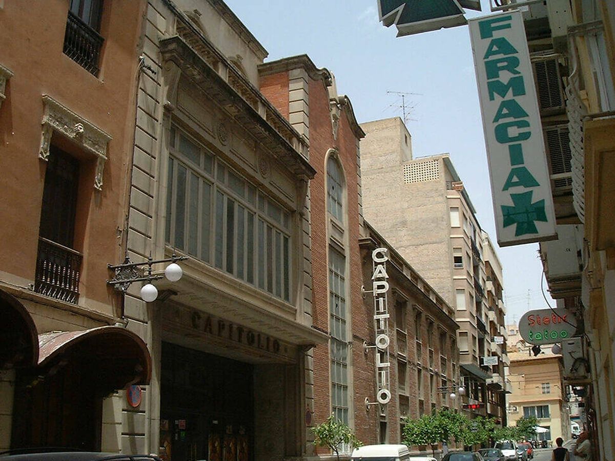 Foto: Cine Capitolio, donde Zara abrió una tienda en 2006.