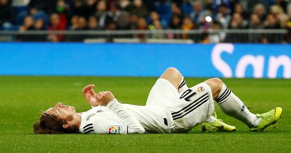Foto: Luka Modric lamenta una ocasión fallida del Real Madrid. (EFE)