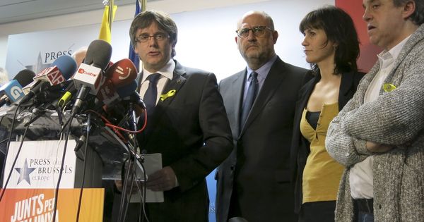 Foto: El expresidente de la Generalitat Carles Puigdemont, durante una rueda de prensa en Bruselas. (EFE)
