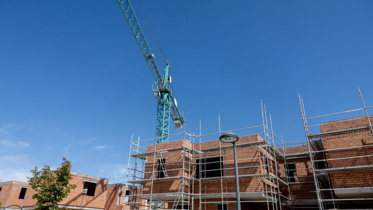 El Banco de España alerta de que la construcción de viviendas va más lenta de lo previsto