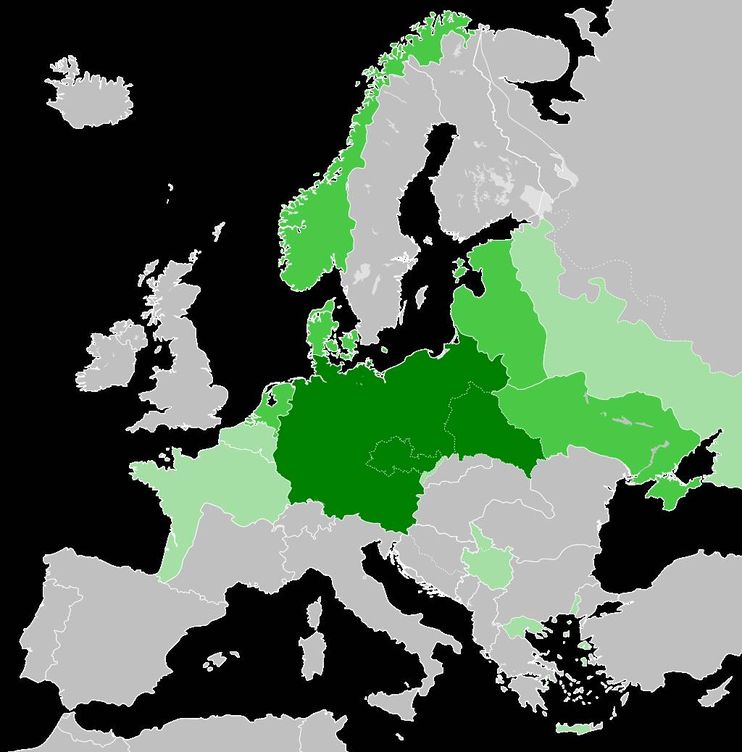En verde oscuro, la Gran Alemania del III Reich. (Wikipedia)
