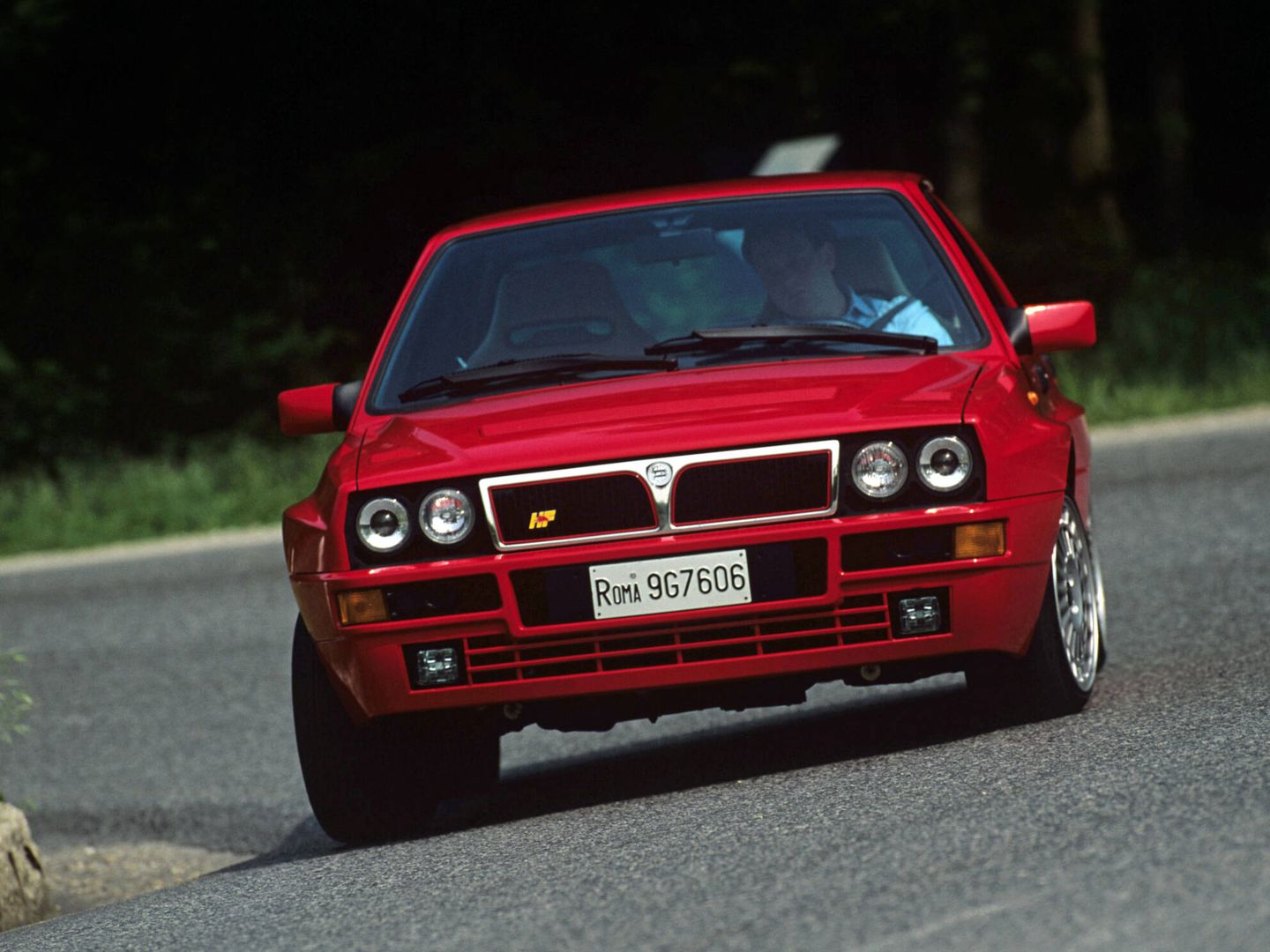 El Lancia Delta Integrale lució ya el símbolo de HF a finales de los 80 e inicio de los 90.