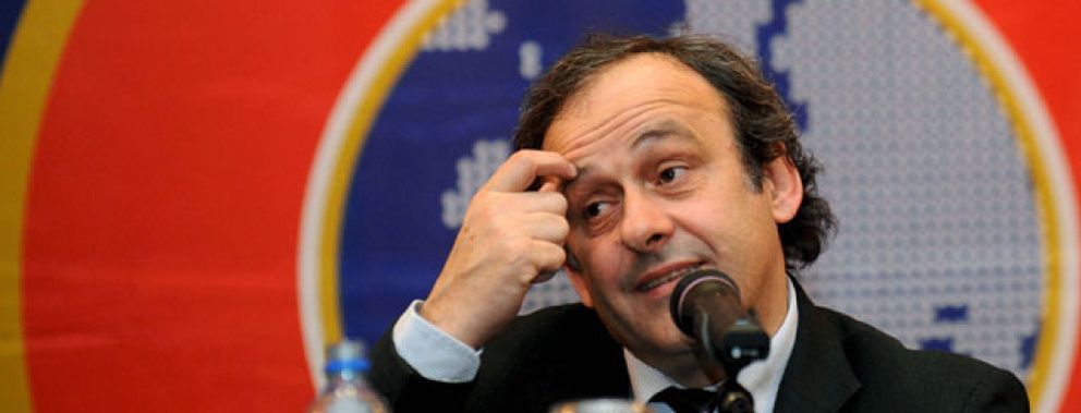Foto: Platini quiere una Superliga ajustada a la crisis