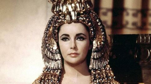 Noticia de 'Cleopatra' cumple 60 años: Elizabeth Taylor al borde de la muerte, un adulterio, 30 pelucas y 125 joyas