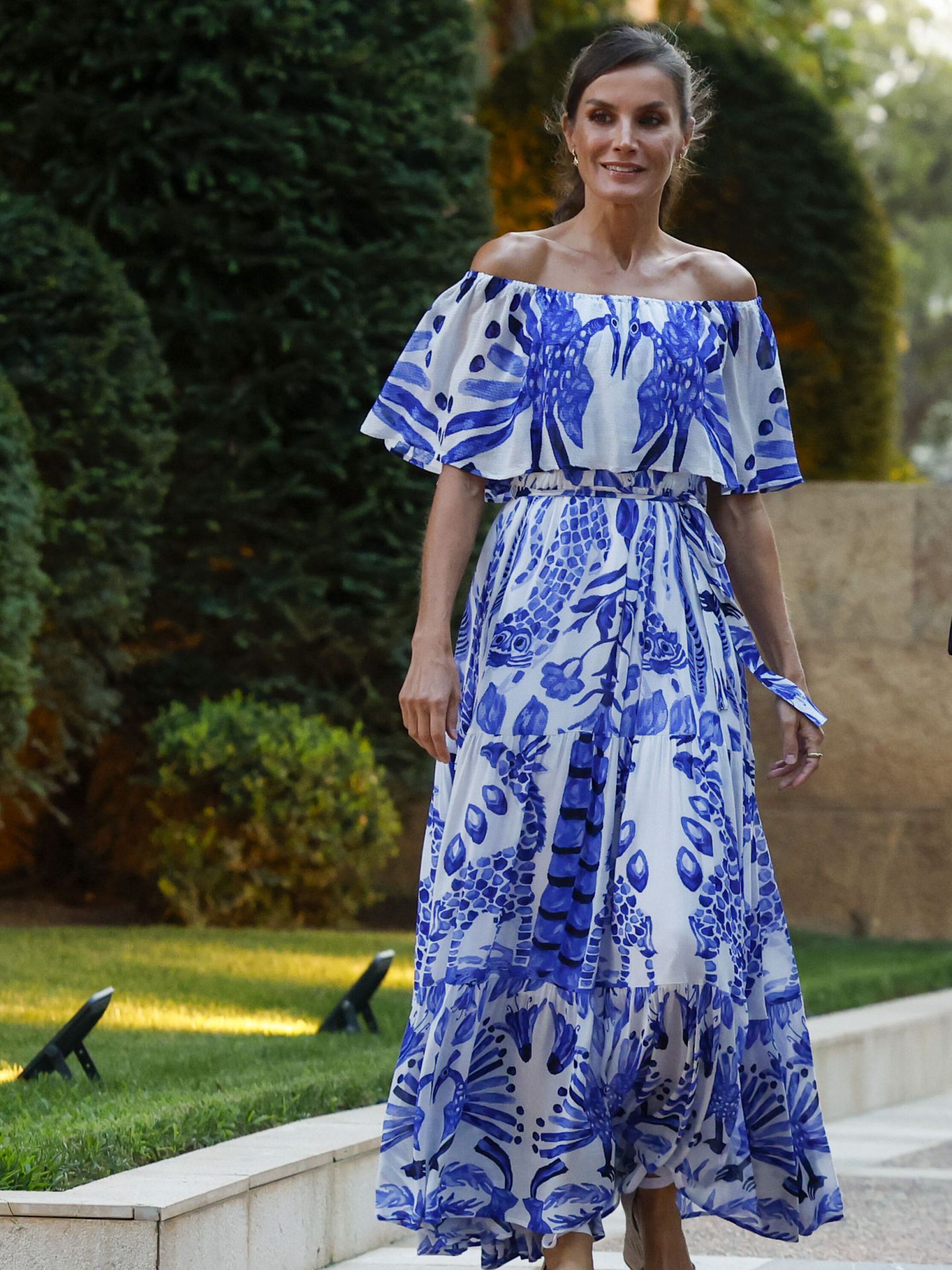 El vestido elegido por la reina Letizia para su recepción en Marivent. (EFE/Ballesteros)