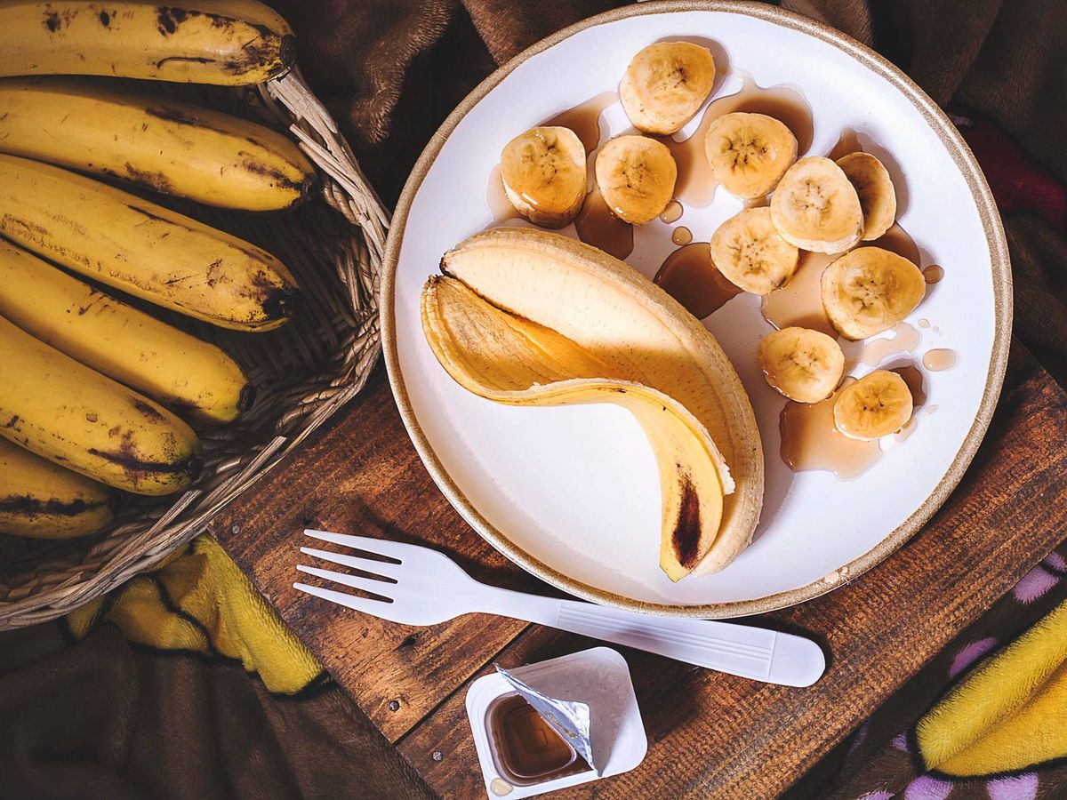 Foto: Los sorprendentes usos de las cáscaras de plátano ¡No las tires! (Unsplash/Eiliv-Sonas Aceron)