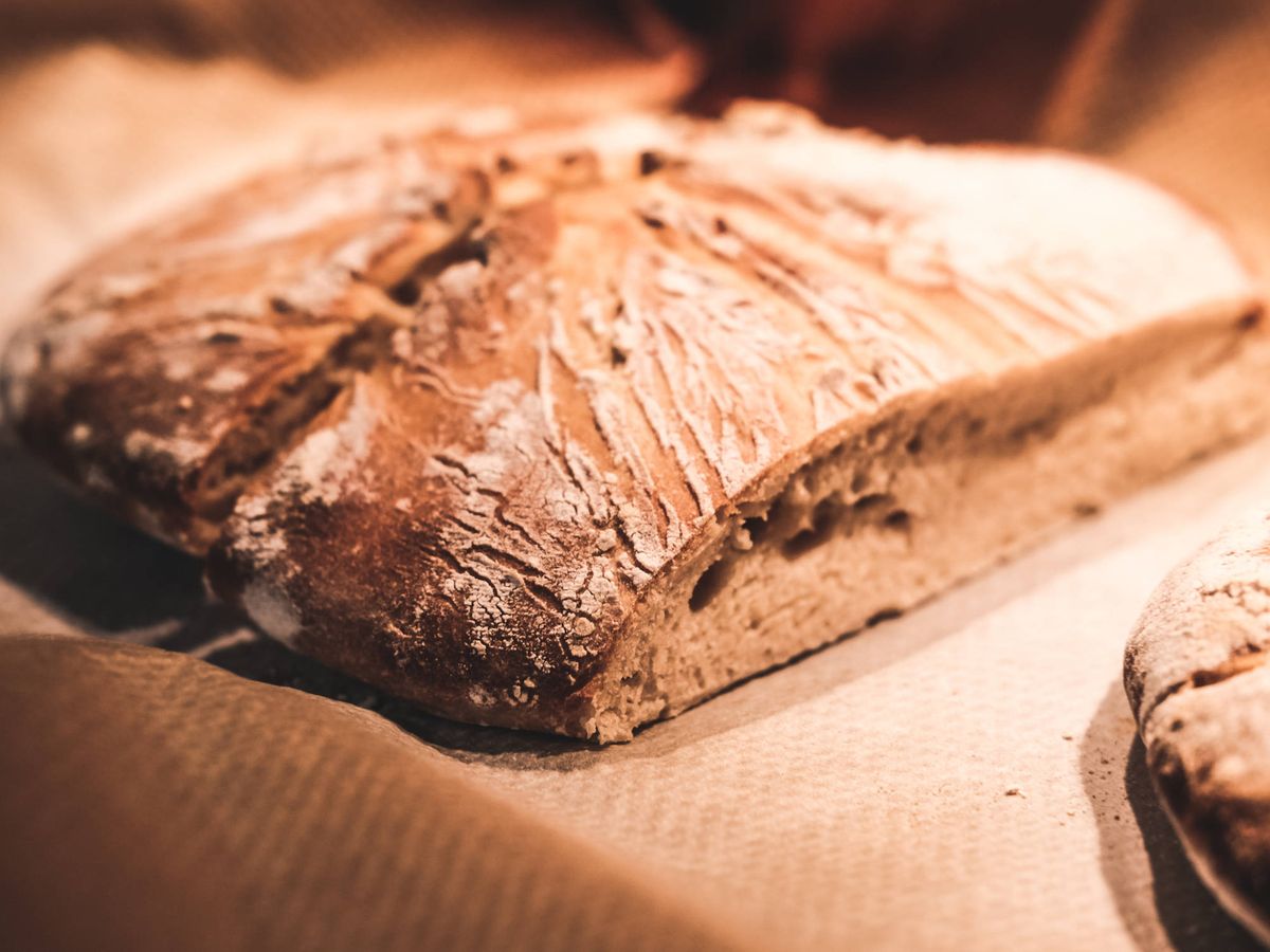 Foto: ¿Te gusta el pan pero no quieres engordar? Descubre qué pan es más saludable. (iStock)
