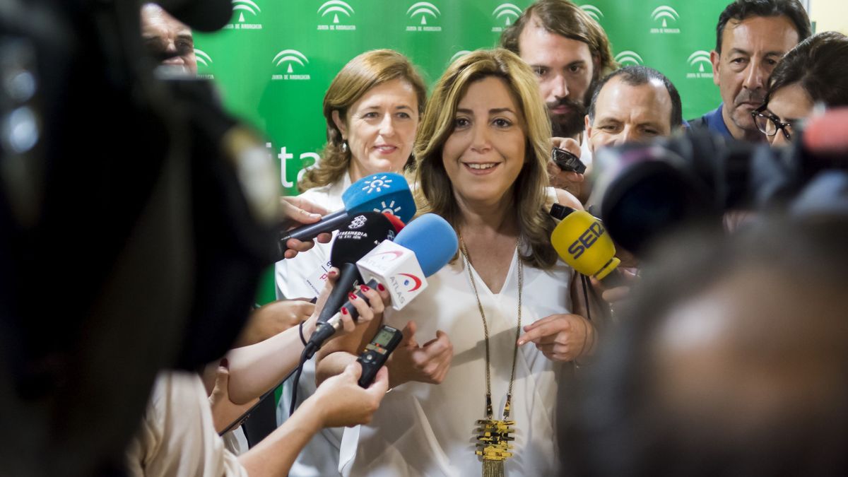 Susana Díaz pide a Pedro Sánchez respeto para los expresidentes y quedan en reunirse
