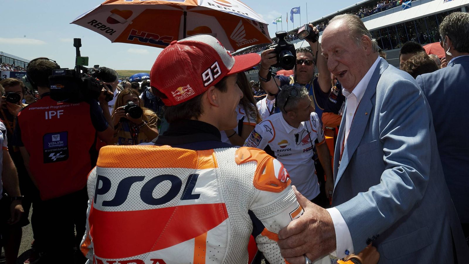 Foto: El Rey Juan Carlos en el Gran Premio de Jerez. (Cordon Press)