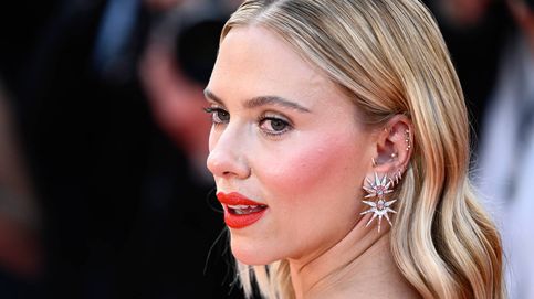 Scarlett Johansson confiesa por qué su piel brillaba tanto en Cannes