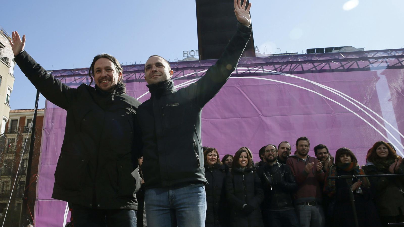 Foto: Pablo Iglesias durante la campaña de las primarias de Luis Alegre en Madrid. (EFE)