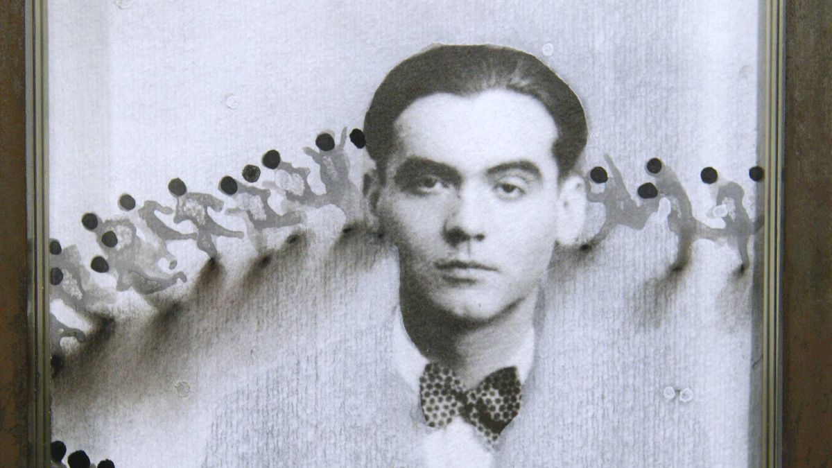 García Lorca fue asesinado por homosexual, socialista y masón, según el franquismo