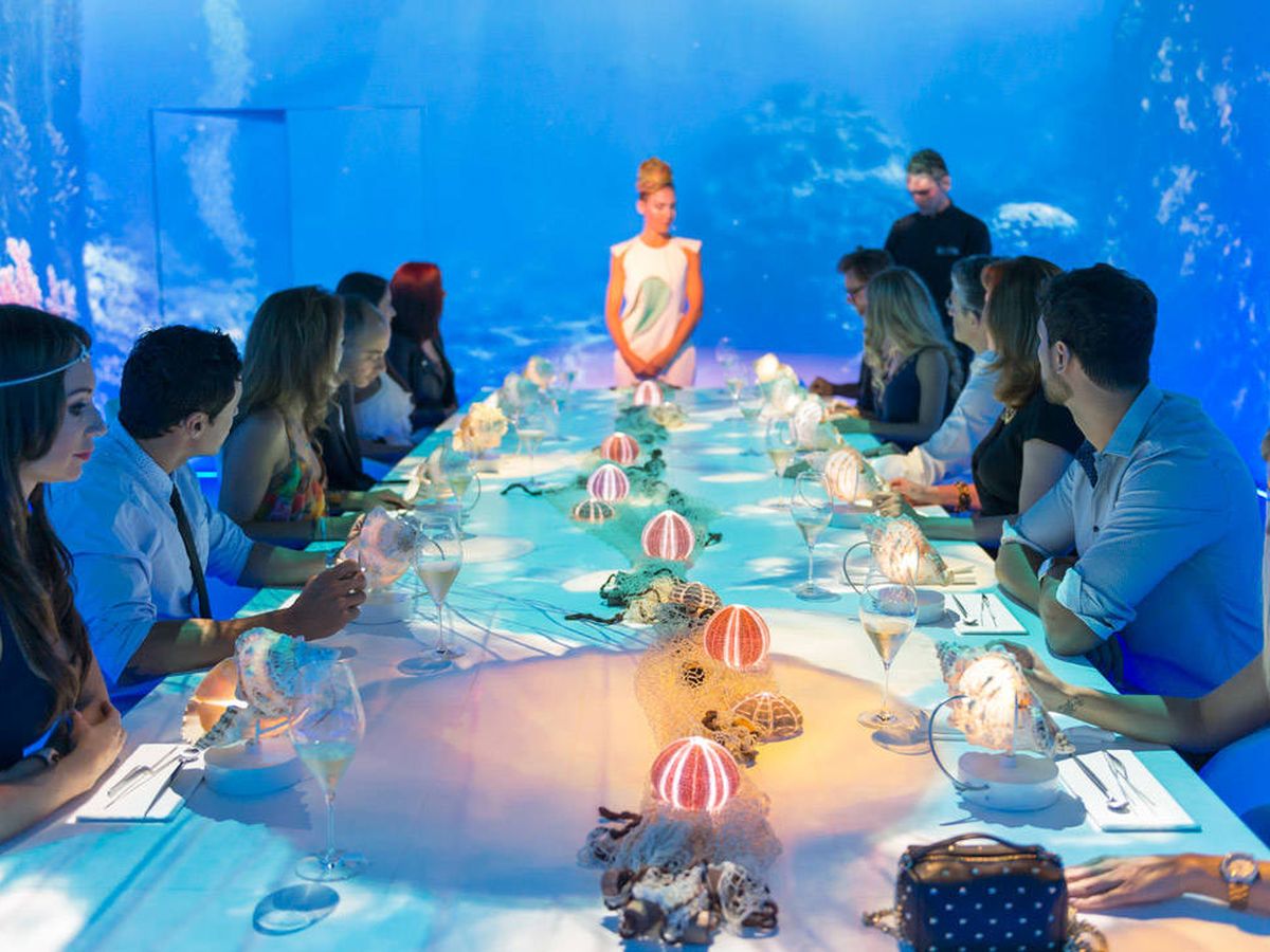 Foto: La mesa más exclusiva de la gastronomía con fondo marino.