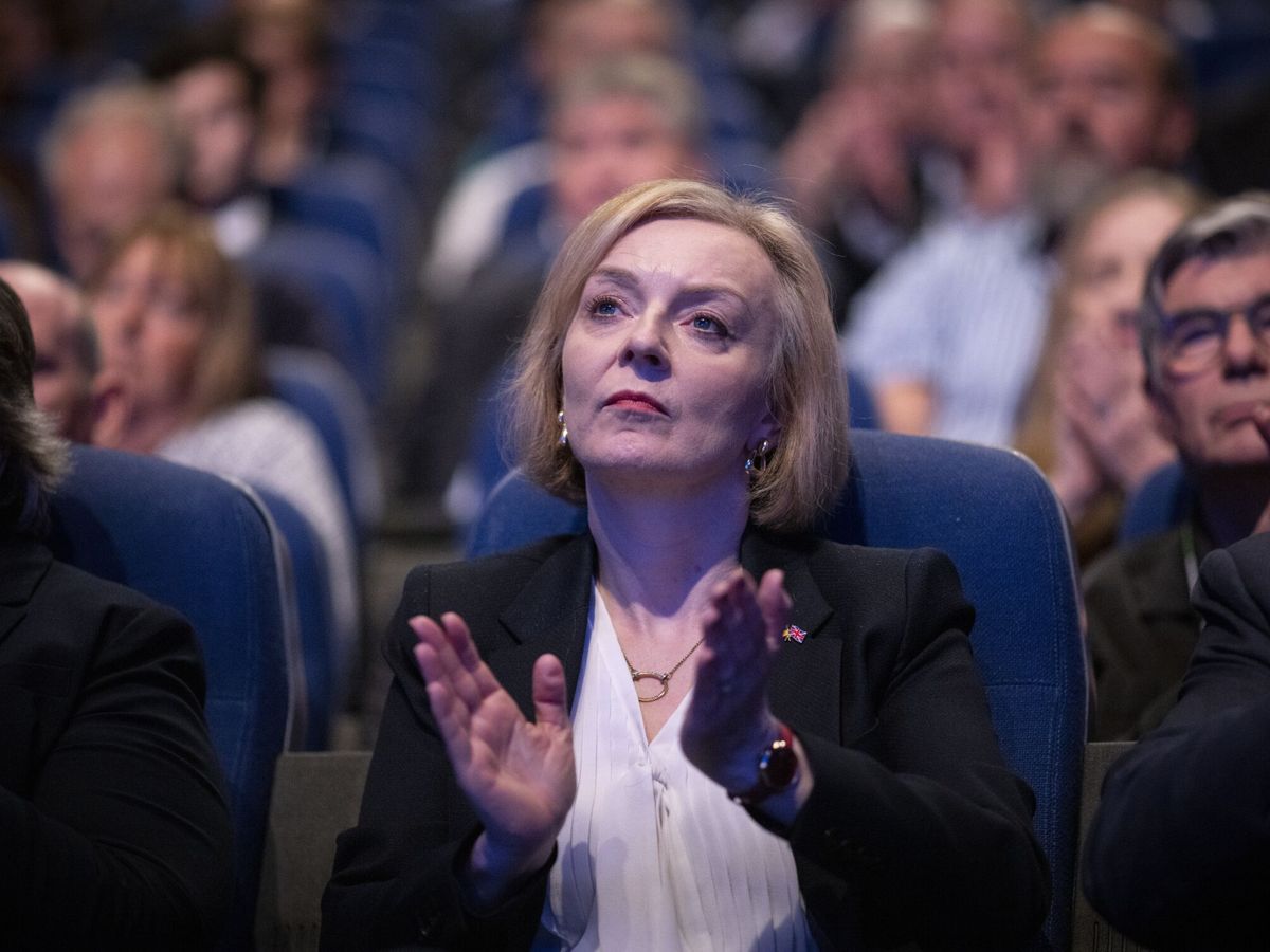 Foto: La primera ministra conservadora, Liz Truss. (EFE/Tolga Akmen)